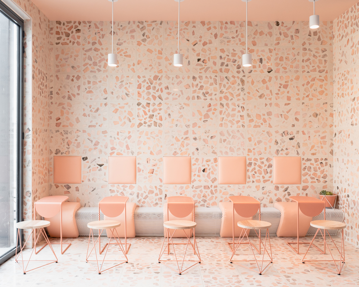 dalam tempat duduk di Onyx Bentonville